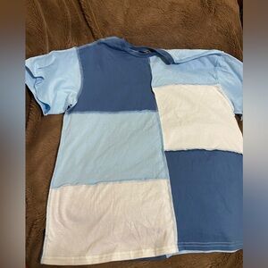 🩷FREE W/ PURCHASE - NWOT - Colorblock Tee Pastel Blue